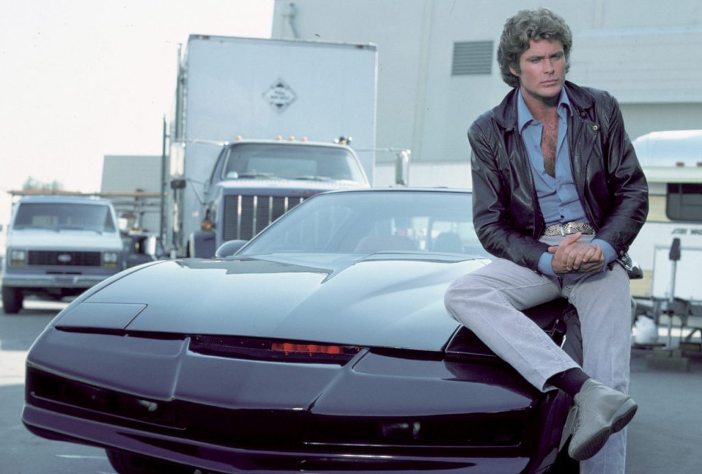 Serie TV Supercar, Micheal Knight con l'auto intelligente KITT, ovvero una Pontiac Firebird Trans Am.