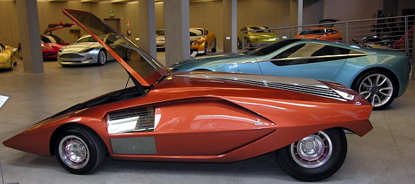 Il prototipo zero di Lancia Stratos
alfone45 [CC BY-SA 3.0], via Wikimedia Commons﻿