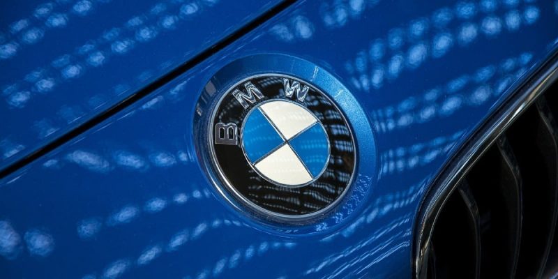 La storia del logo BMW