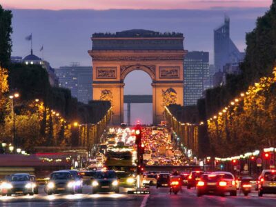 Parigi introduce nuovo limite per le auto