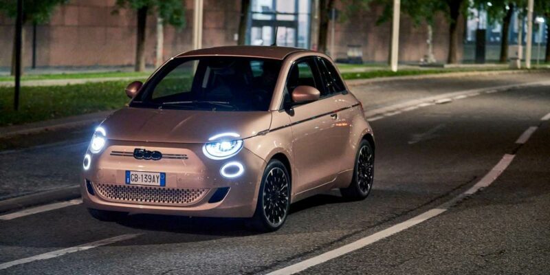 Fiat-500-elettrica-nuova-auto-europa-2022