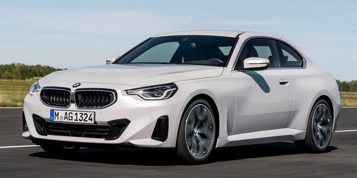 BMW-2-Series-Coupe-2022-auto-nuove-gennaio-2022