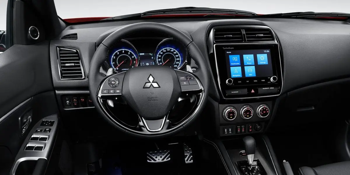Mitsubishi-ASX-interni