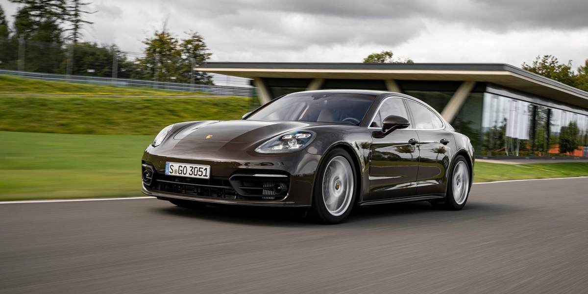 classifica-auto-segmento F-porsche-panamera