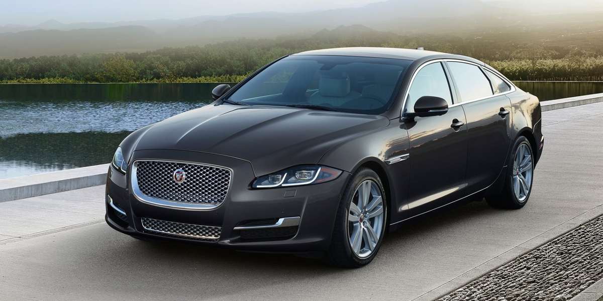 classifica-auto-segmento F-Jaguar-XJ