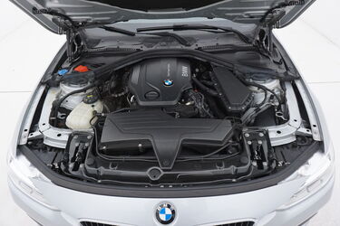 Vano motore di BMW Serie 3