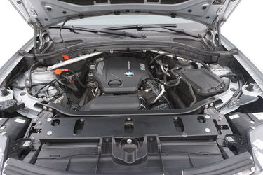 Vano motore di BMW X3