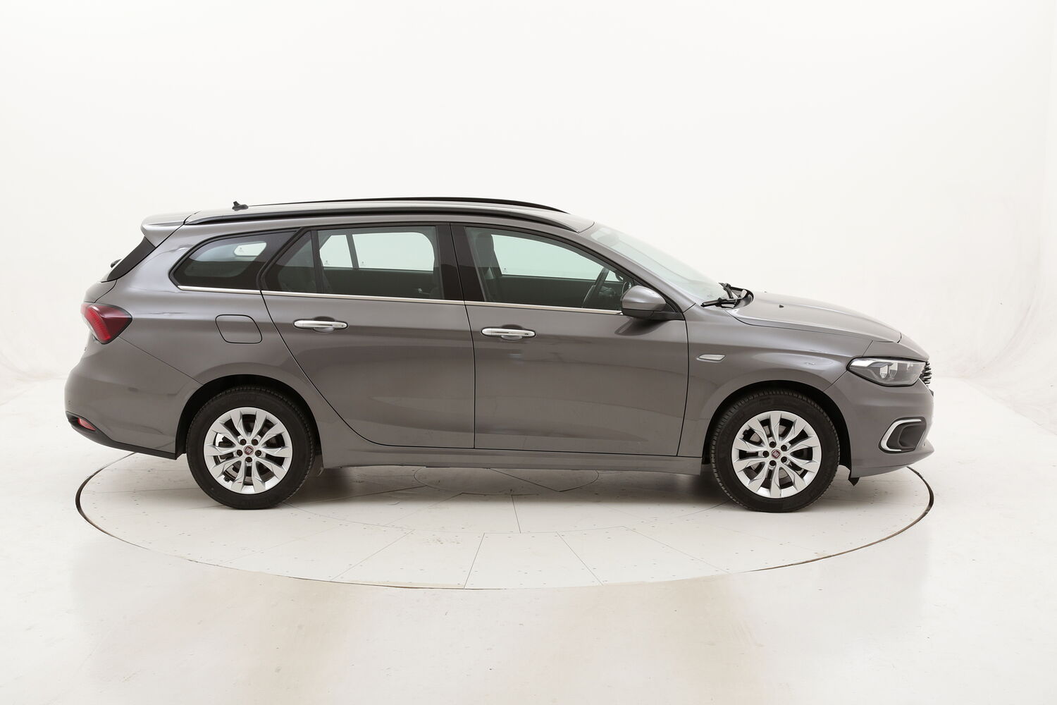Fiat Tipo SW Business usata del 2017 con 113.360 km