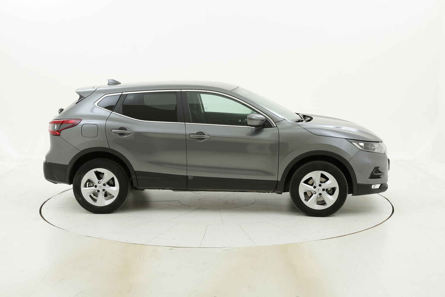 Nissan Qashqai usata del 2018 con 64.032 km