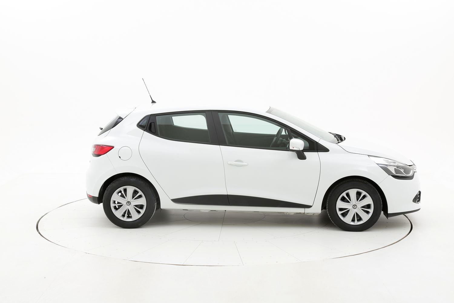 Renault Clio usata del 2016 con 29.199 km
