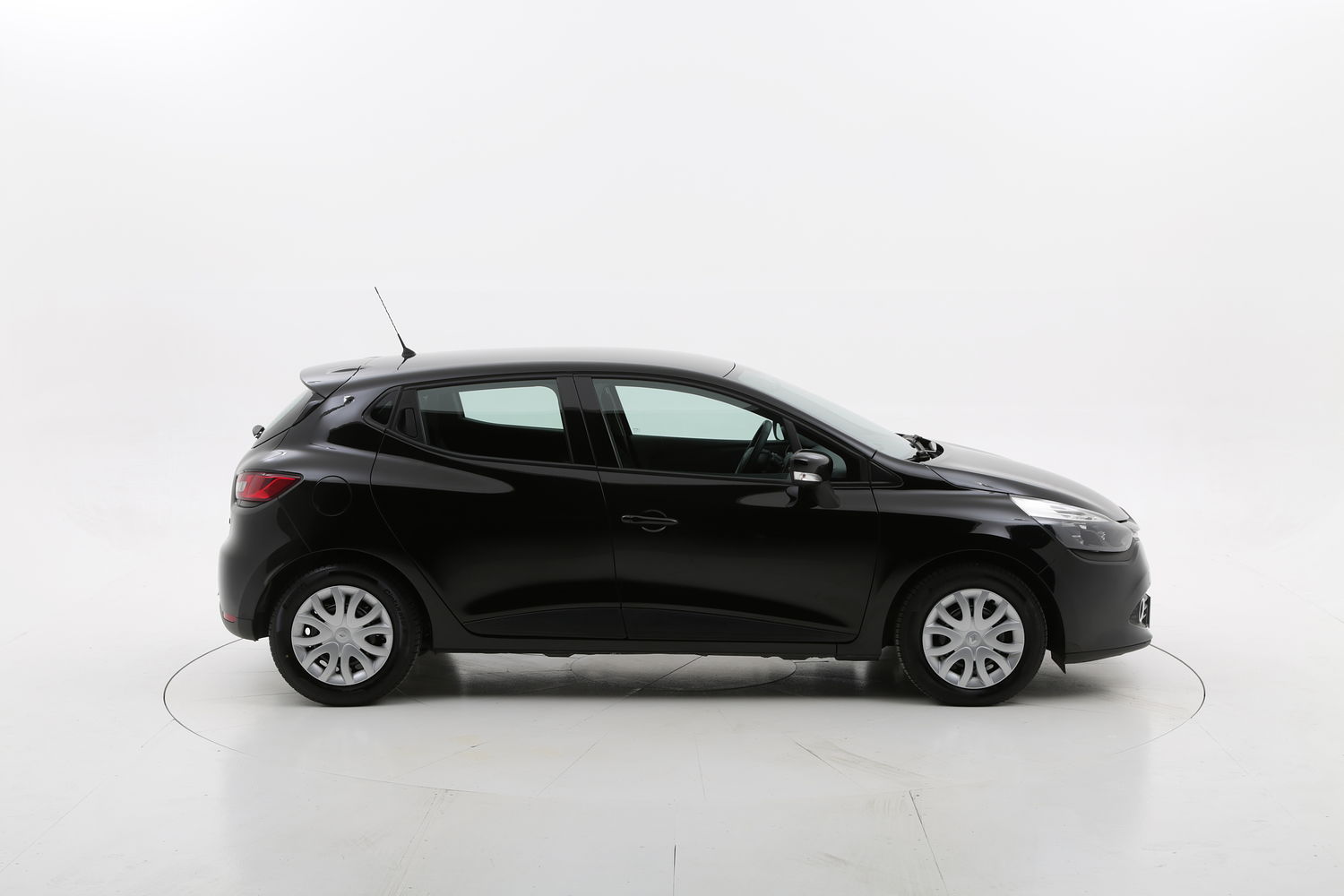 Renault Clio usata del 2014 con 120.274 km