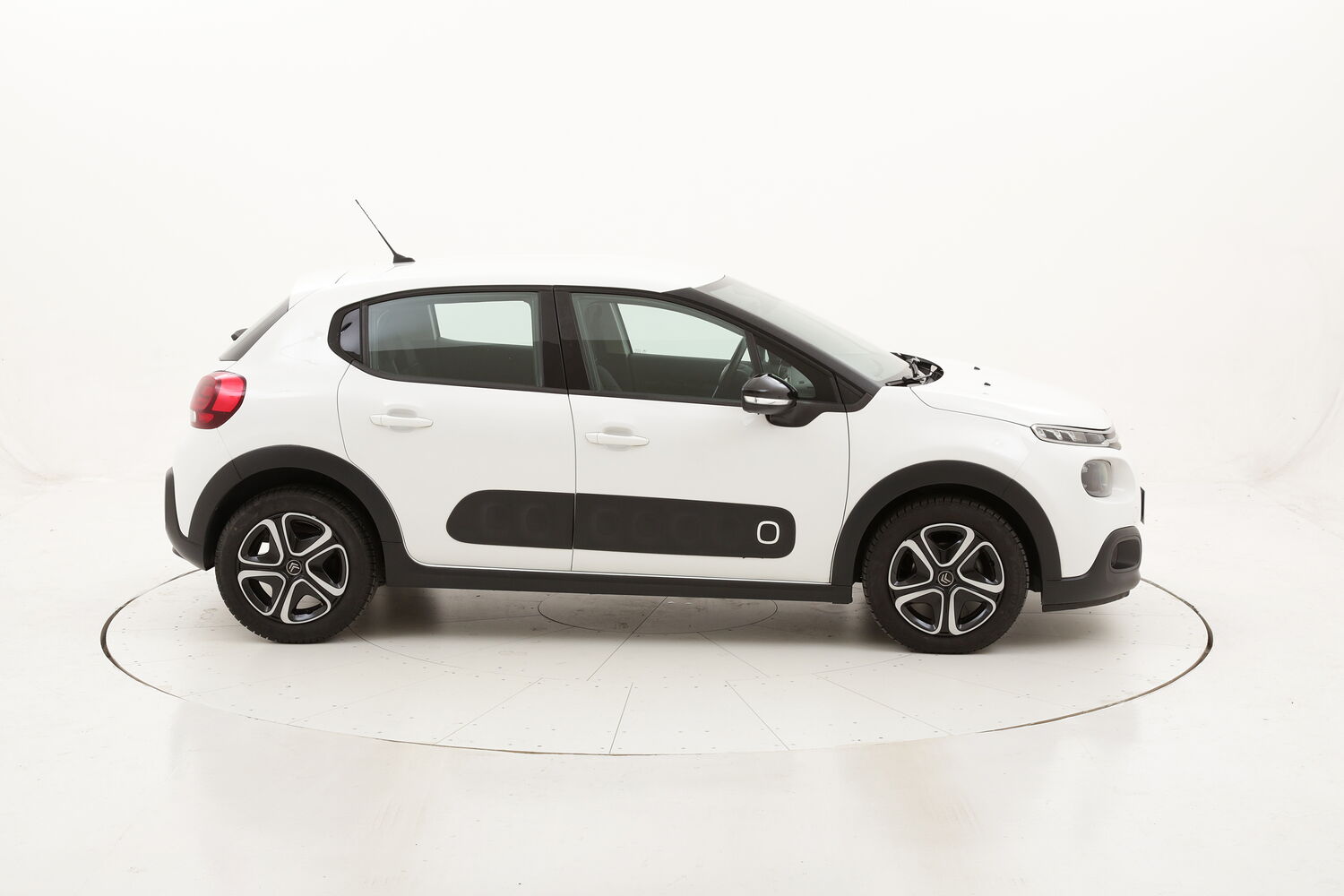 Citroen C3 Shine usata del 2017 con 46.215 km