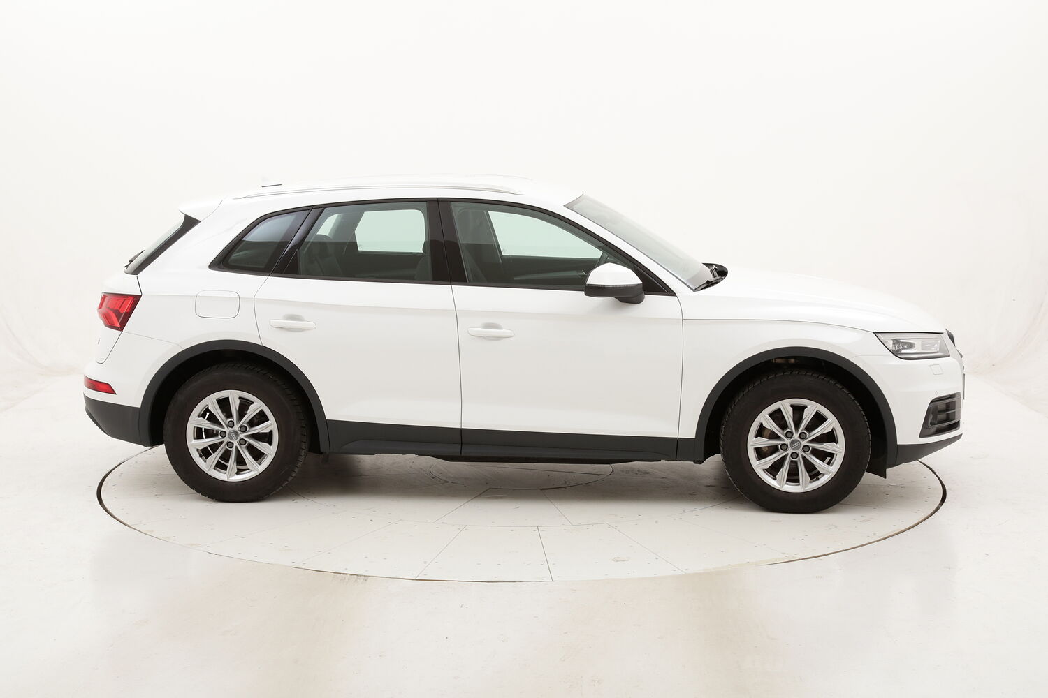Audi Q5 Business usata del 2017 con 76.159 km