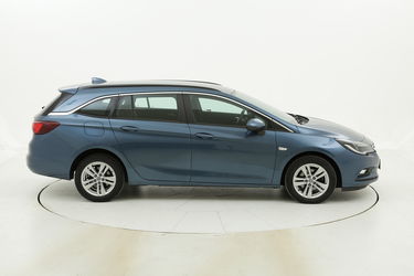 Opel Astra usata del 2017 con 69.485 km