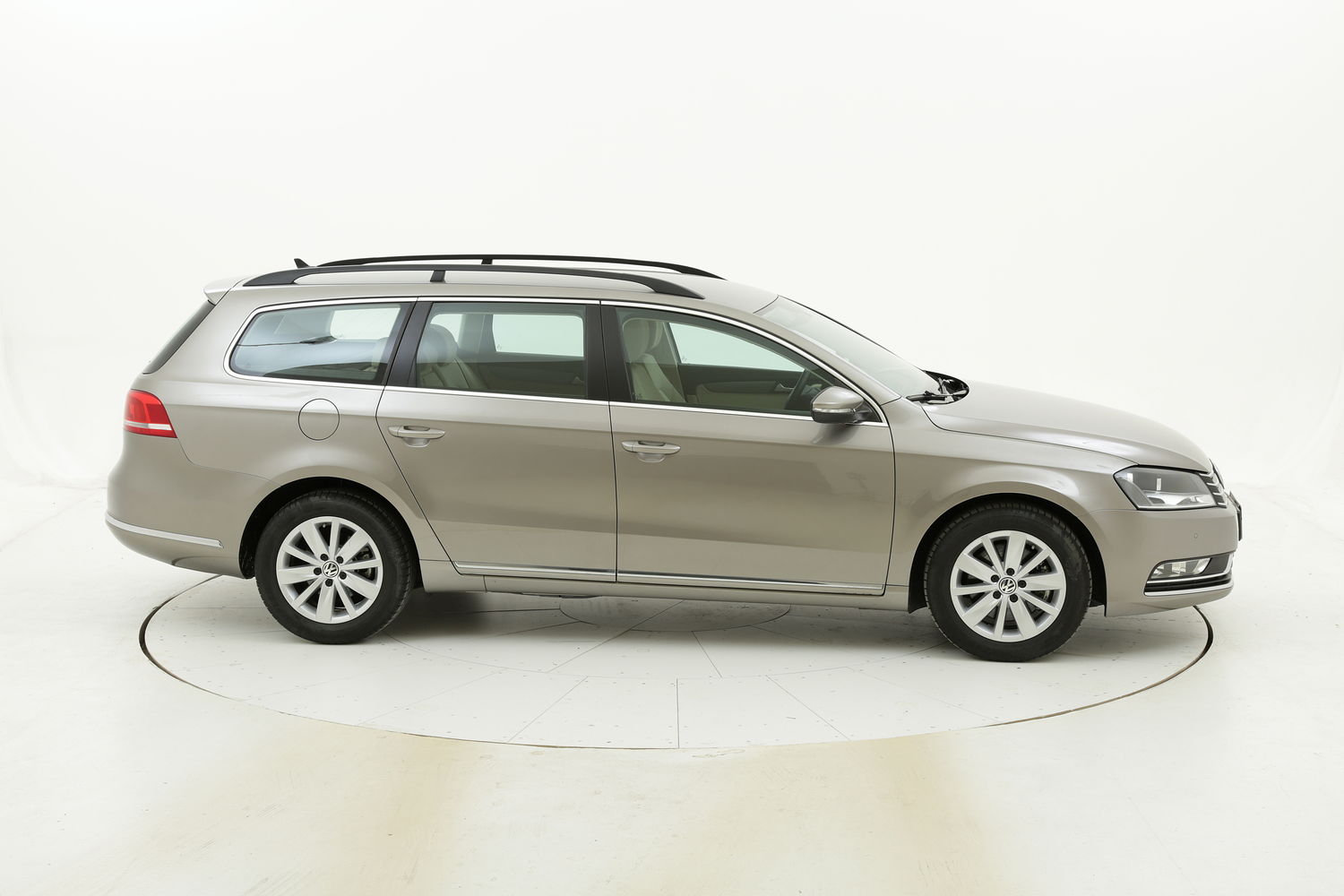 Volkswagen Passat usata del 2014 con 45.085 km