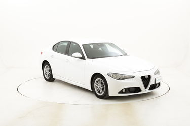 Alfa Romeo Giulia Business AT8 usata del 2018 con 110.129 km