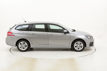 Peugeot 308 SW Business EAT8 usata del 2019 con 69.628 km