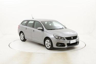Peugeot 308 SW Business EAT8 usata del 2019 con 69.628 km