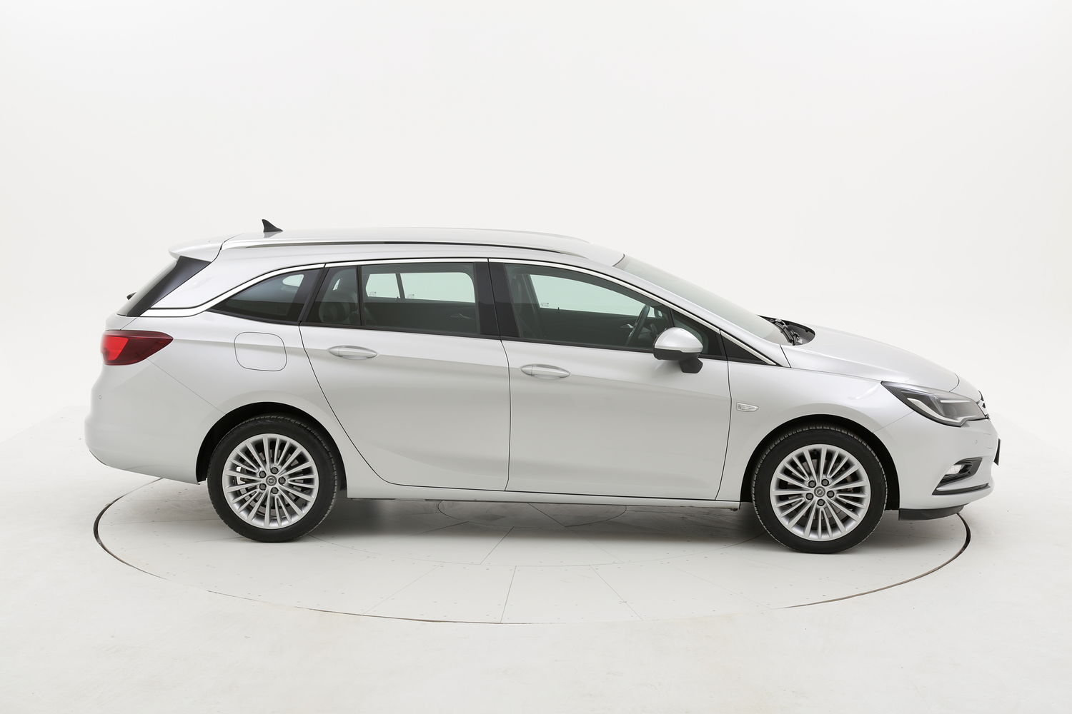 Opel Astra usata del 2018 con 11.677 km