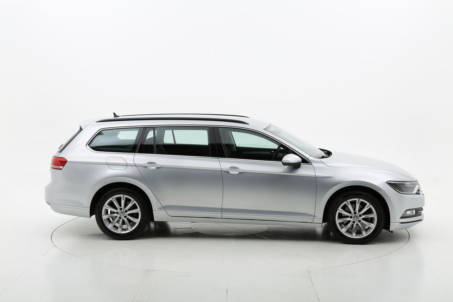 Volkswagen Passat usata del 2016 con 42.654 km