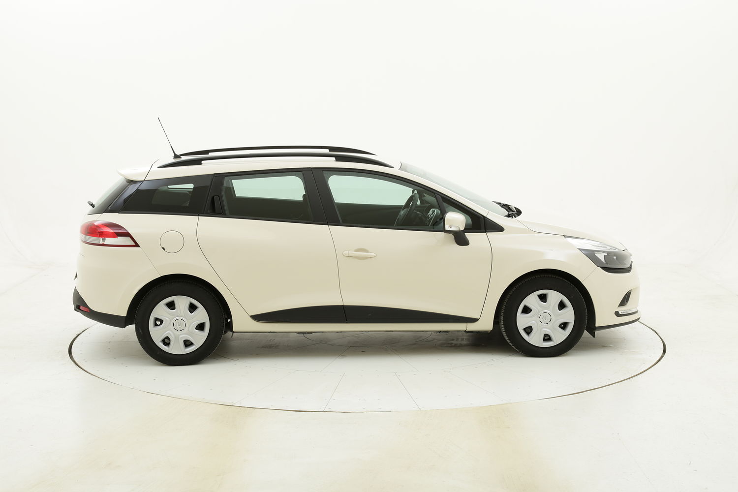 Renault Clio Sporter Energy Life usata del 2017 con 62.229 km