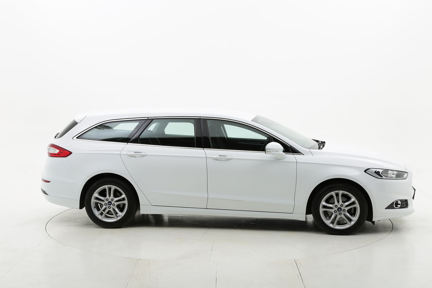 Ford Mondeo usata del 2017 con 121.343 km