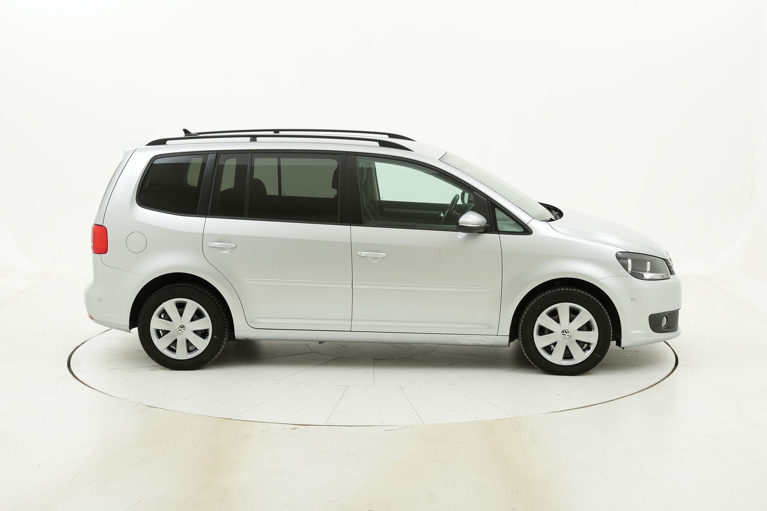 Volkswagen Touran usata del 2015 con 130.305 km