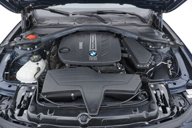 Vano motore di BMW Serie 4