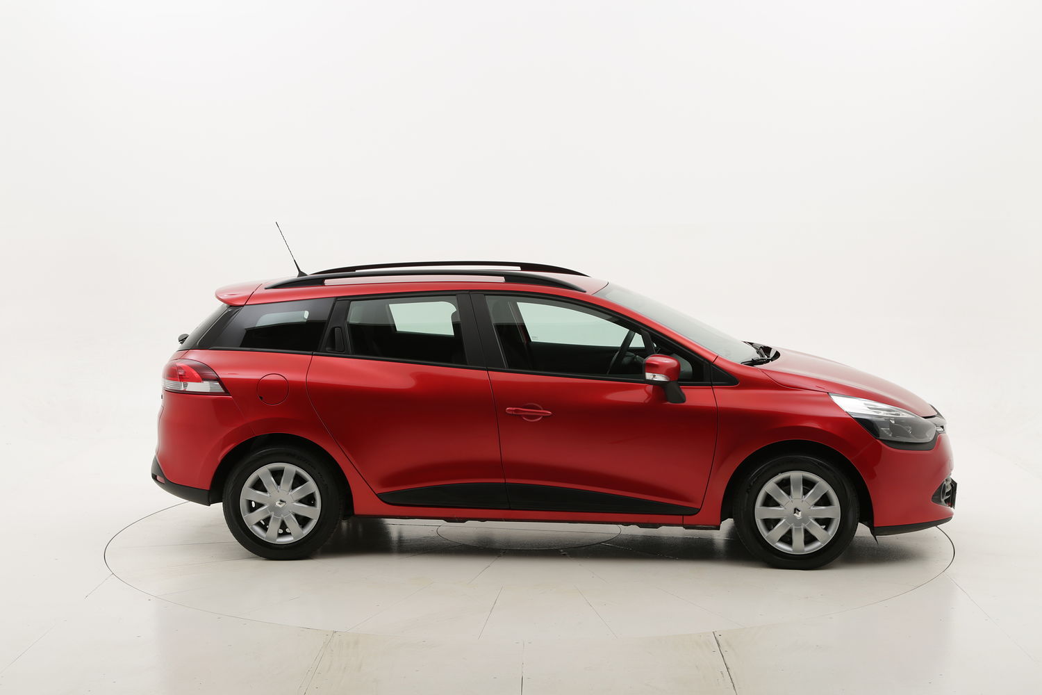 Renault Clio usata del 2015 con 65.102 km