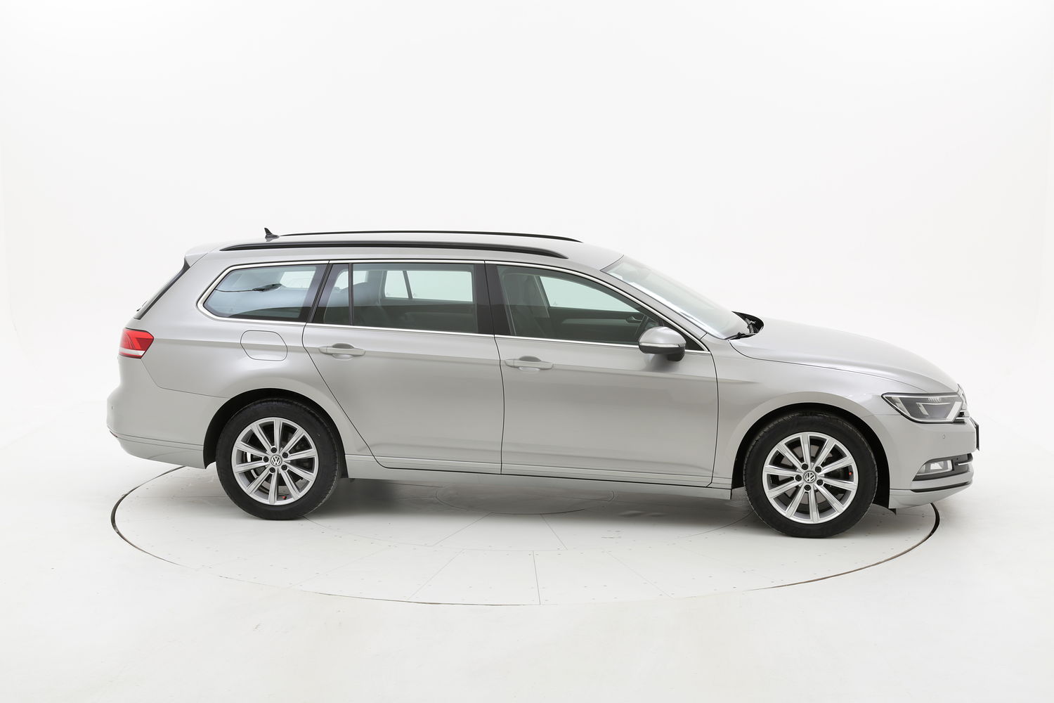 Volkswagen Passat usata del 2015 con 88.958 km