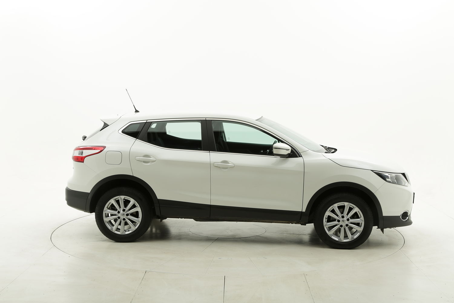 Nissan Qashqai usata del 2015 con 53.037 km