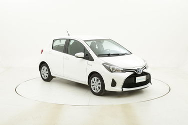 Toyota Yaris Hybrid Cool usata del 2016 con 38.061 km