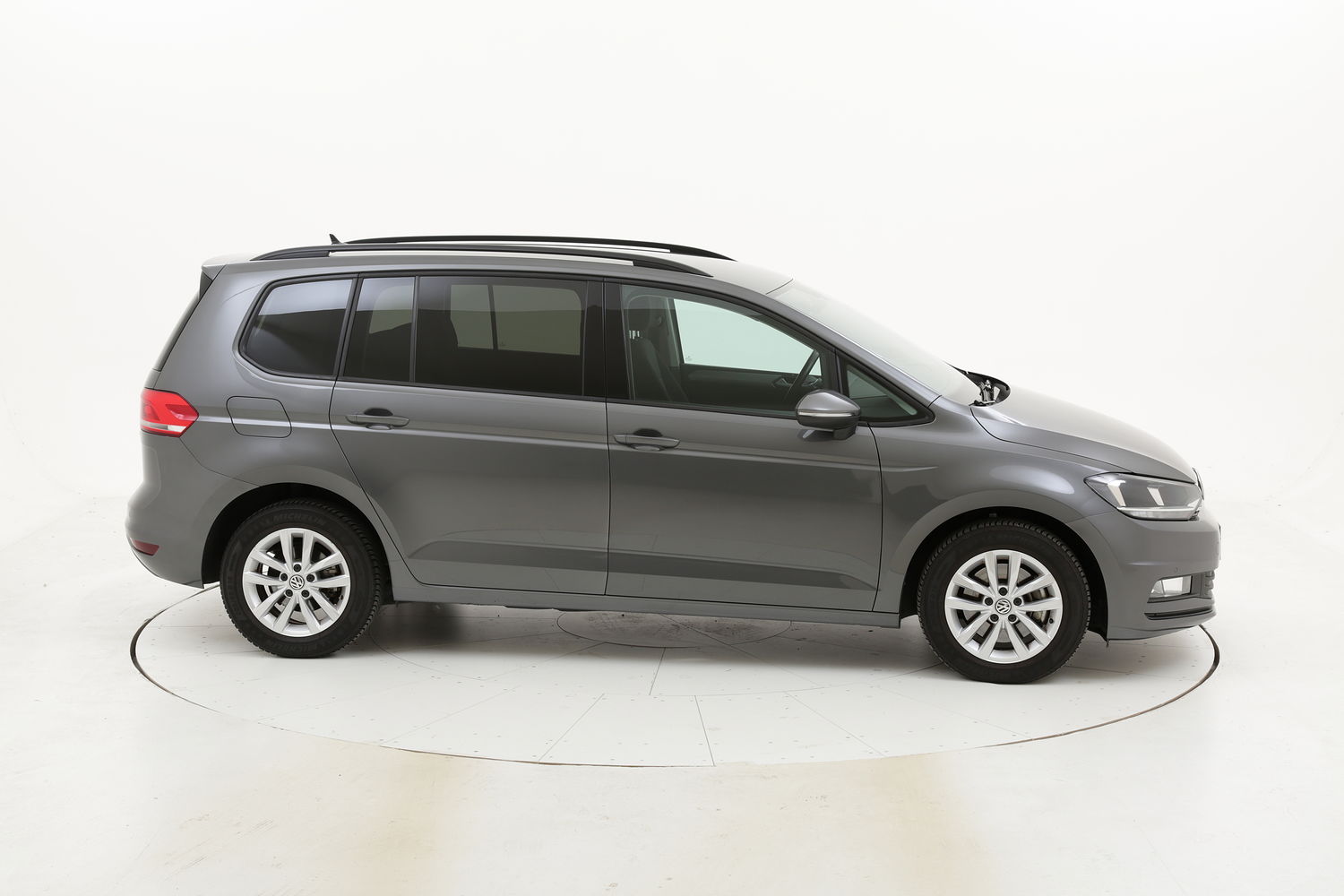 Volkswagen Touran usata del 2017 con 59.459 km