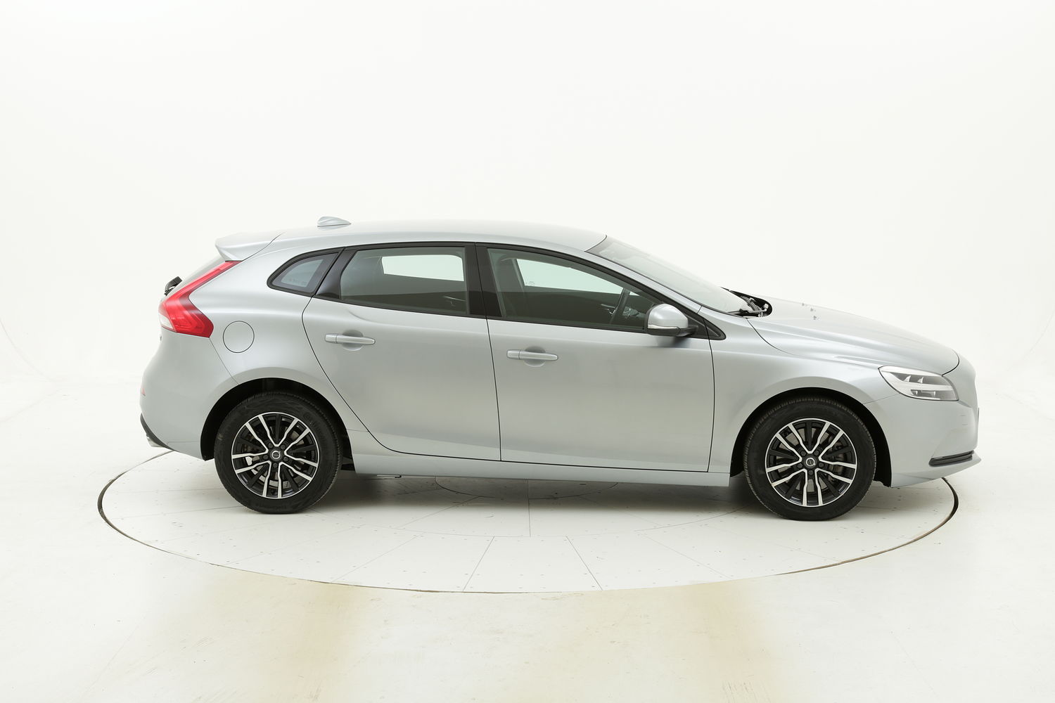 Volvo V40 usata del 2016 con 79.558 km