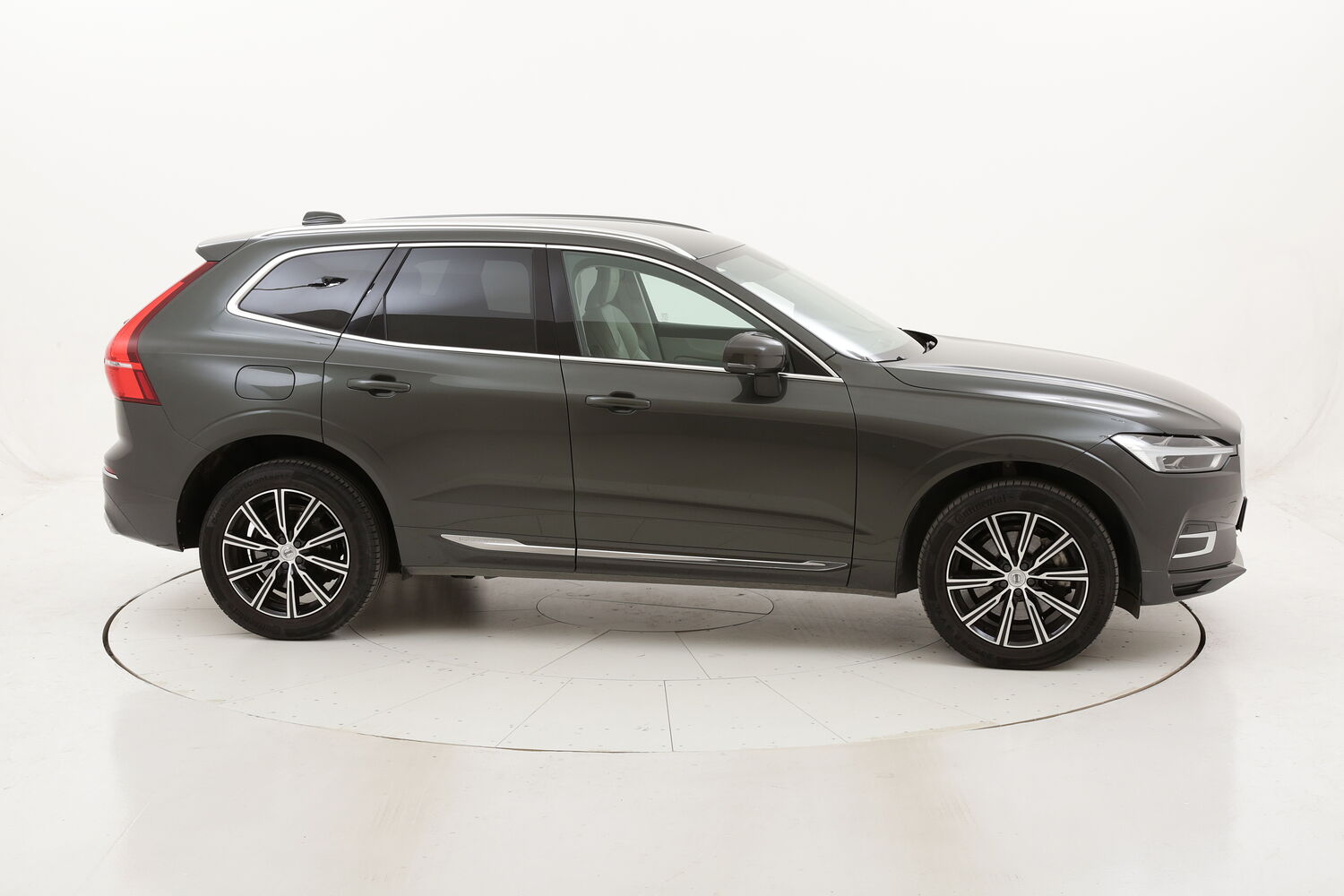Volvo XC60 D4 Inscription AWD Geartronic usata del 2018 con 105.424 km