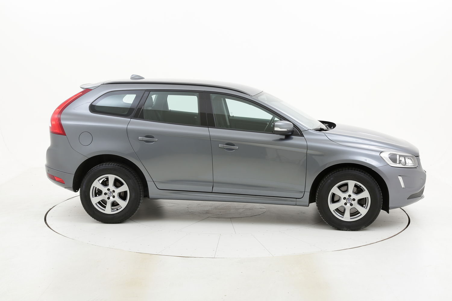 Volvo XC60 usata del 2017 con 45.321 km