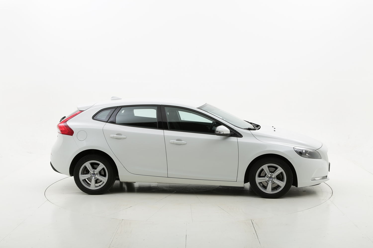 Volvo V40 usata del 2015 con 85.392 km