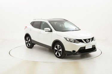 Nissan Qashqai N-Connecta aut. usata del 2016 con 82.527 km
