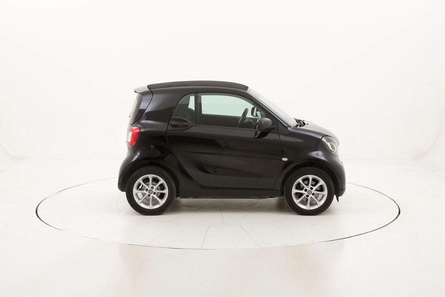 Smart Fortwo Youngster twinamic usata del 2017 con 57.477 km