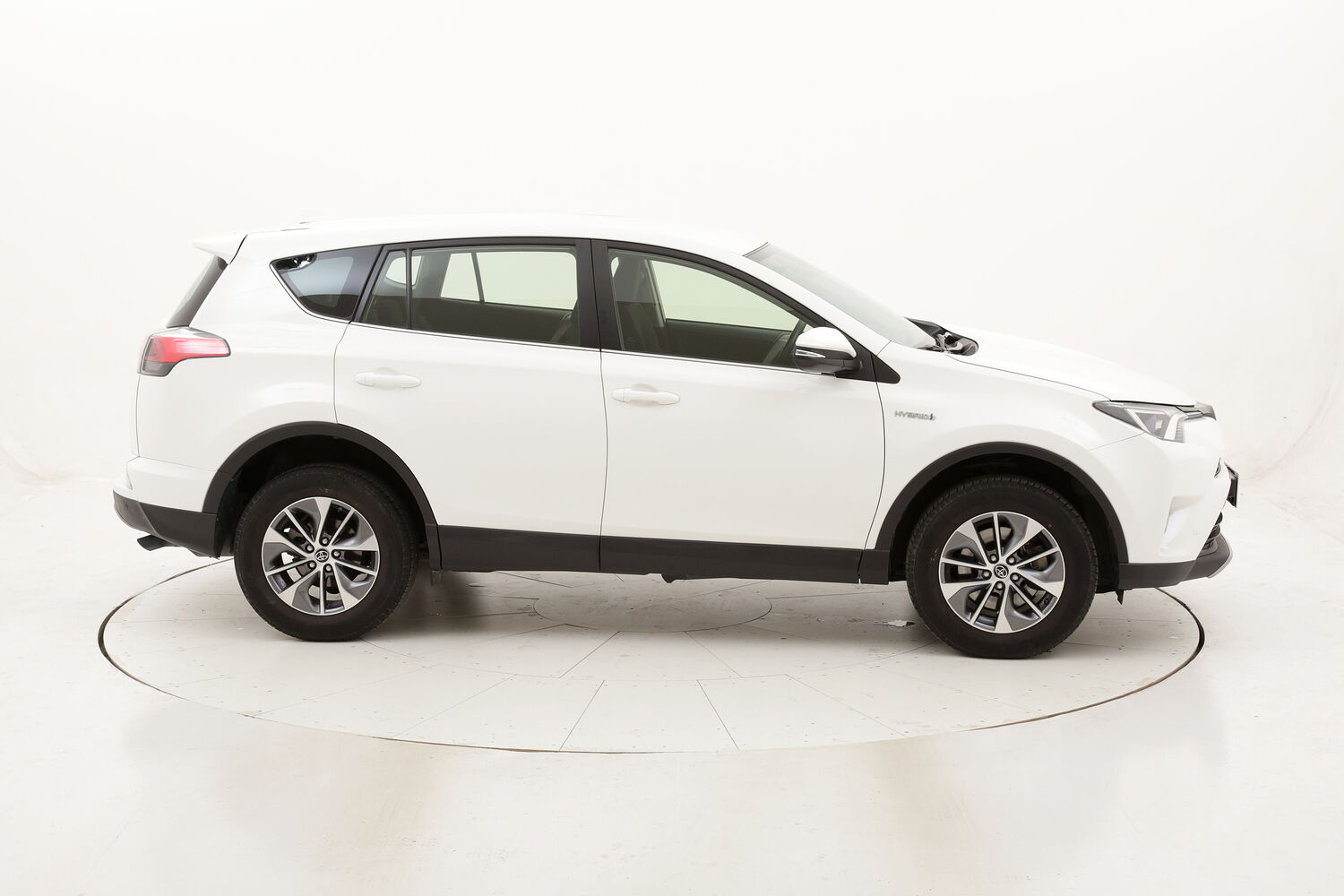 Toyota RAV4 Hybrid Business usata del 2018 con 41.516 km
