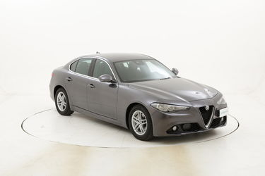 Alfa Romeo Giulia Business AT8 usata del 2017 con 105.950 km