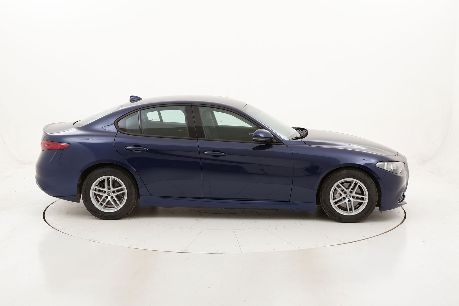 Alfa Romeo Giulia Business AT8 usata del 2018 con 112.766 km