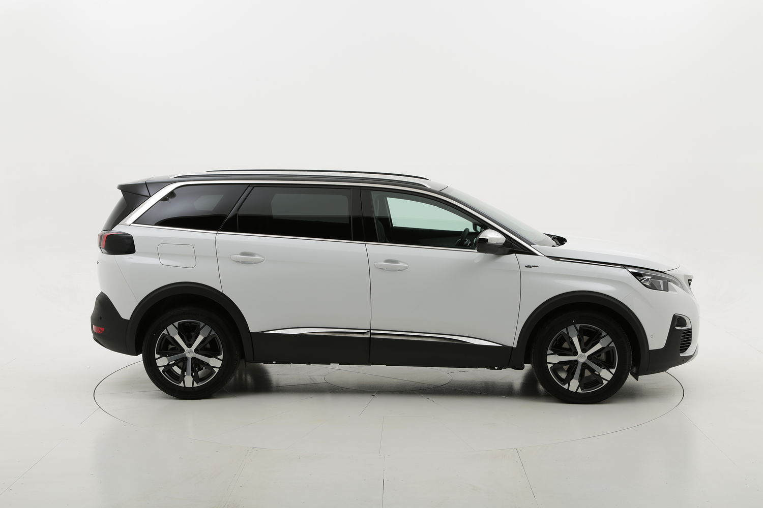 Peugeot 5008 usata del 2018 con 5 km