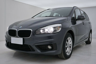 Visione frontale di BMW Serie 2 Gran Tourer