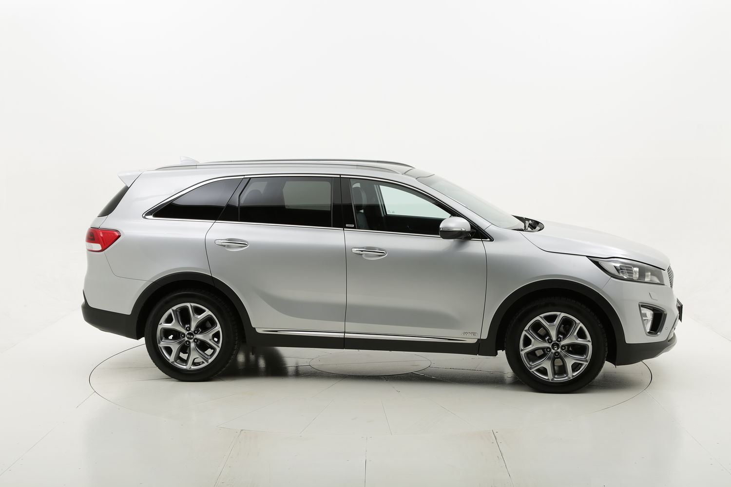 Kia Sorento usata del 2015 con 60.310 km