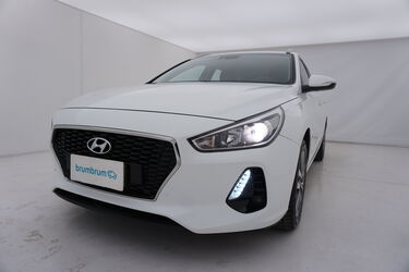 Visione frontale di Hyundai i30