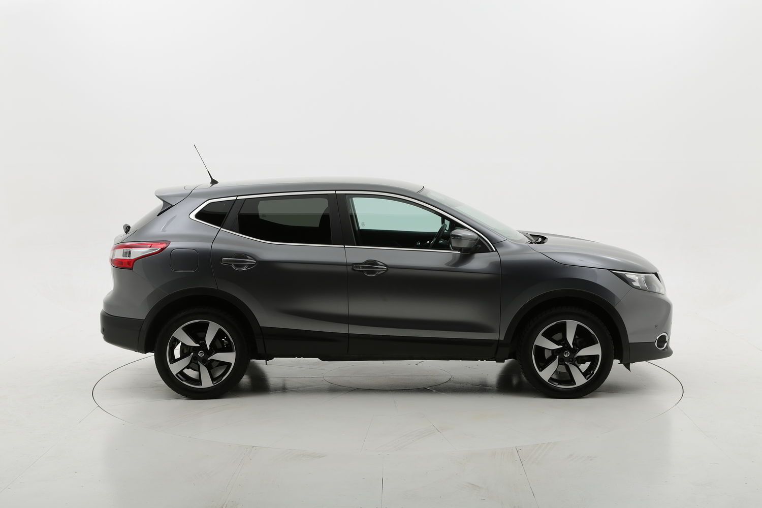 Nissan Qashqai usata del 2015 con 55.048 km