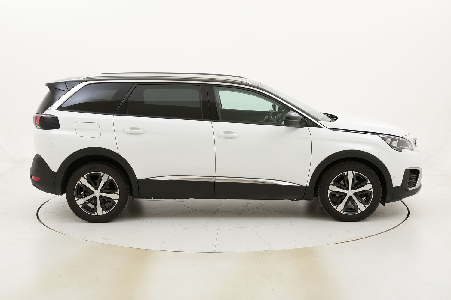 Peugeot 5008 Allure - 7 posti usata del 2018 con 103.494 km