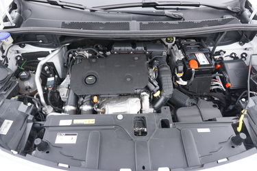 Peugeot 5008 Vano motore Vano motore di Peugeot 5008