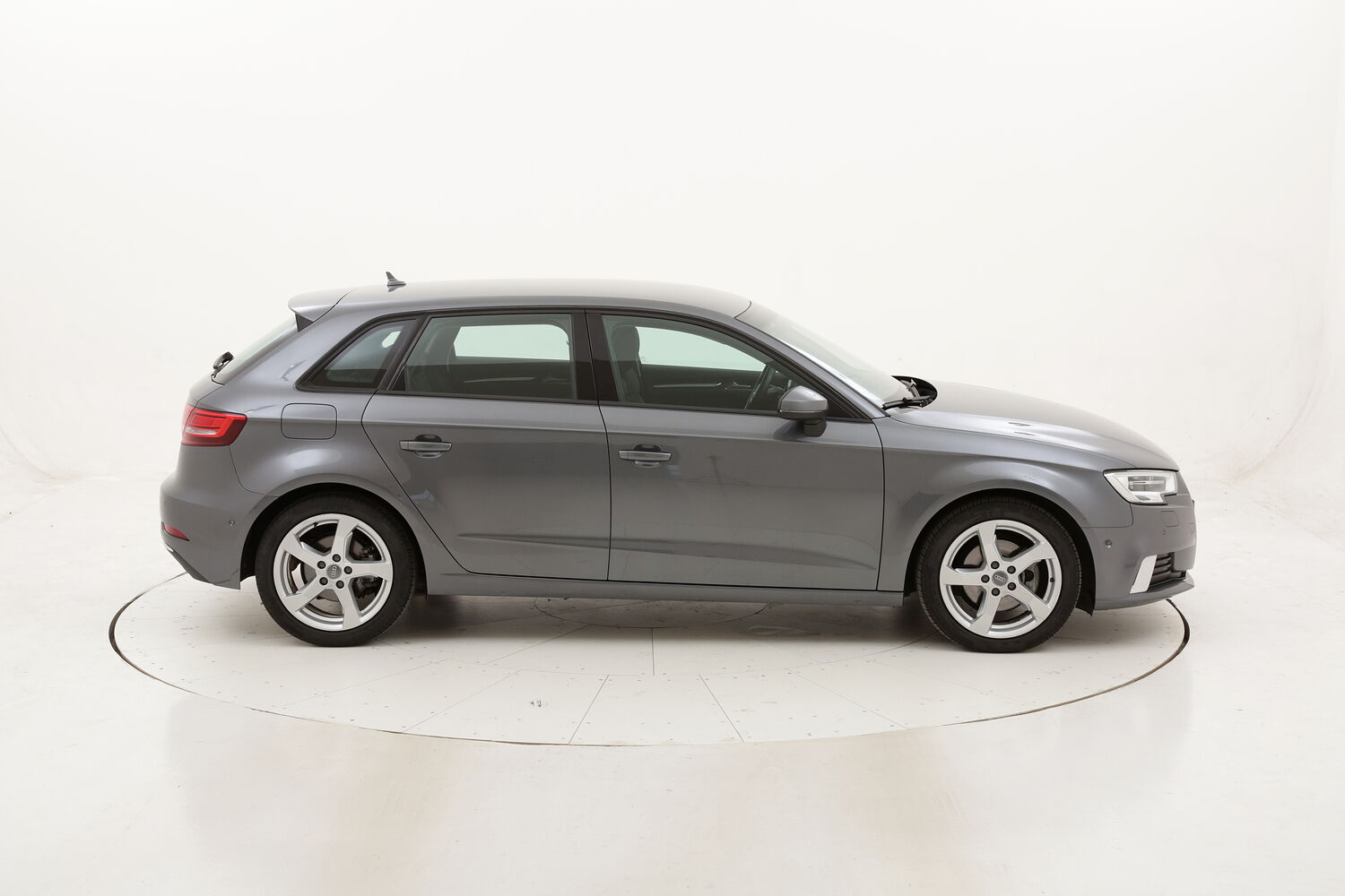 Audi A3 SPB Sport S tronic usata del 2017 con 131.289 km